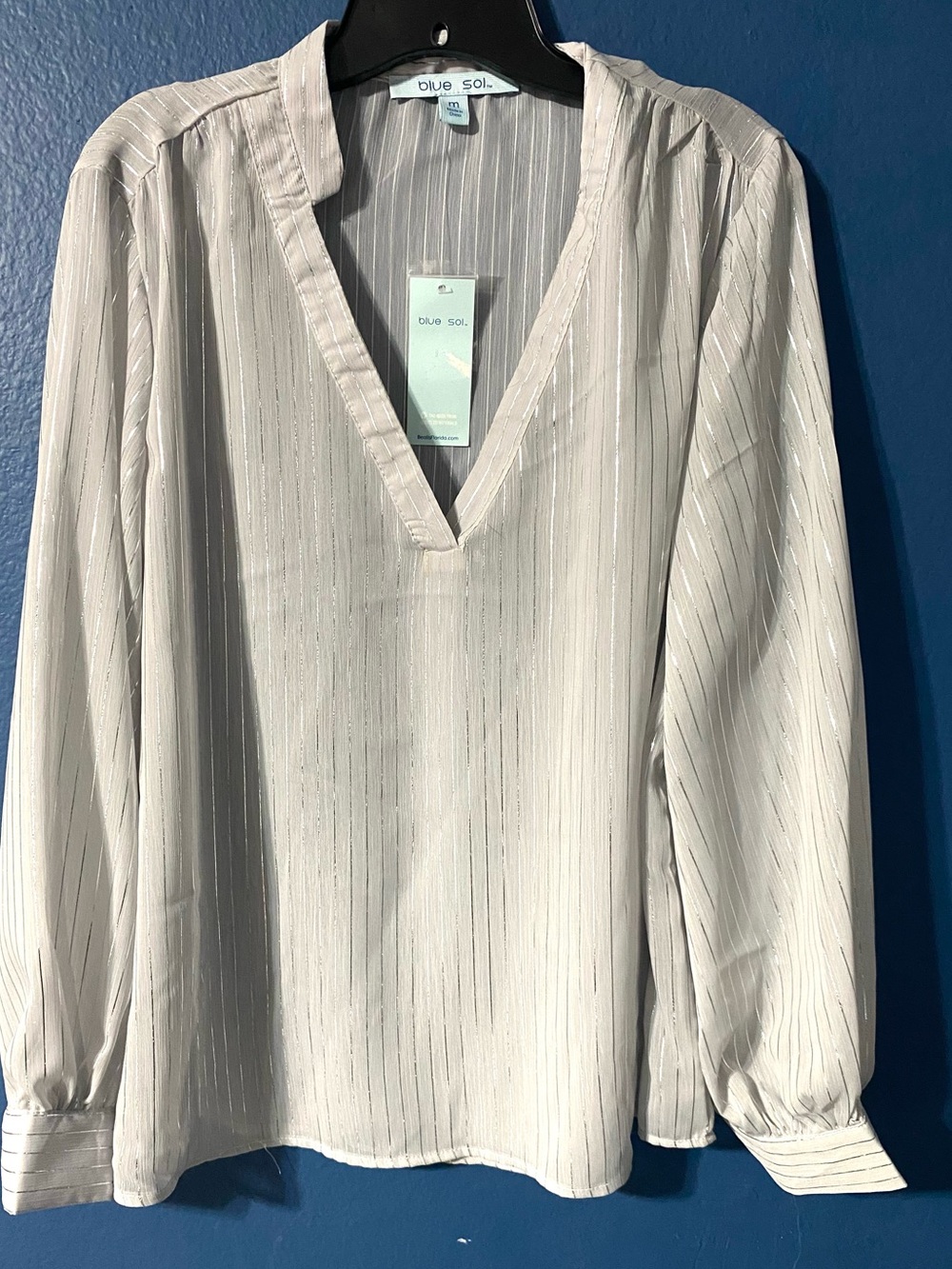 Women's light gray V-Neck Long-Sleeve Blouse